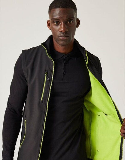 Regatta Professional Regatta Navigate 2L Softshell Bodywarmer - Black/Lime