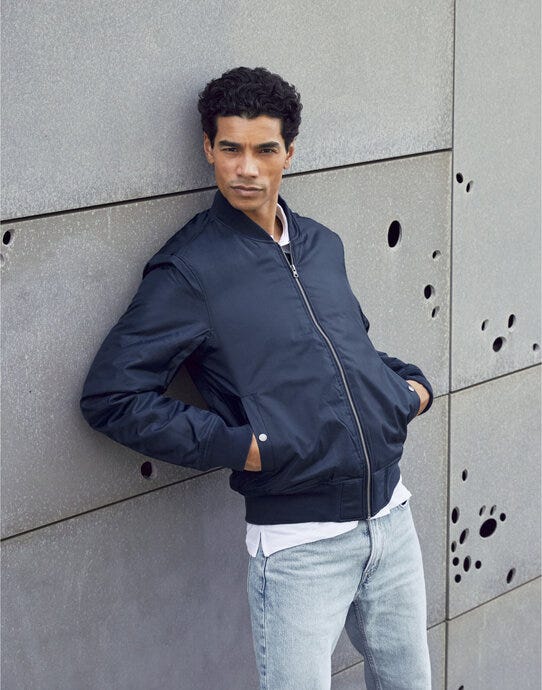 Clique Bomber